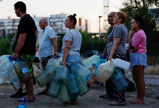 克人民共和国”和“卢甘斯克人民共和国”AG真人游戏地址俄罗斯的未来：“顿涅茨(图10)